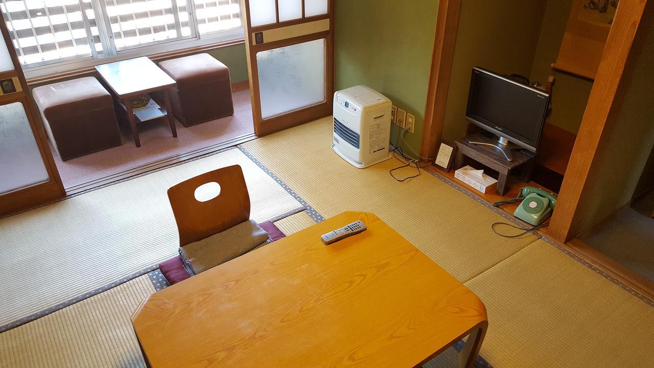 Ryokan Maruya Yufu Exterior photo