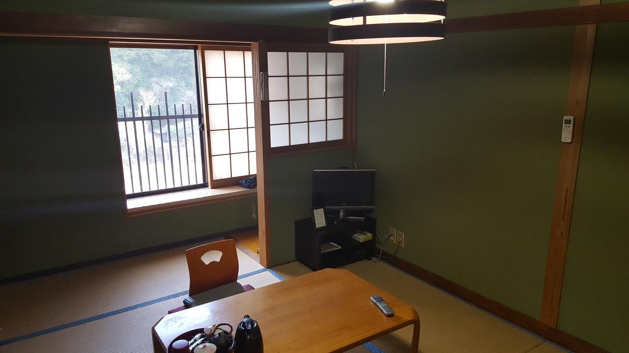 Ryokan Maruya Yufu Exterior photo